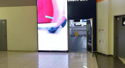 Внутренний светодиодный экран для мини-отеля "Воздушный экспресс", аэропорт Шереметьево