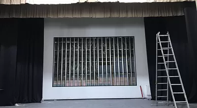 Монтаж led-экрана для сцены в детском центре "Маяк"