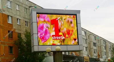Светодиодный уличный экран на билборде г. Нягань