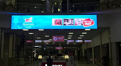Внутренний светодиодный экран в торговом центре «Красная площадь», г. Краснодар